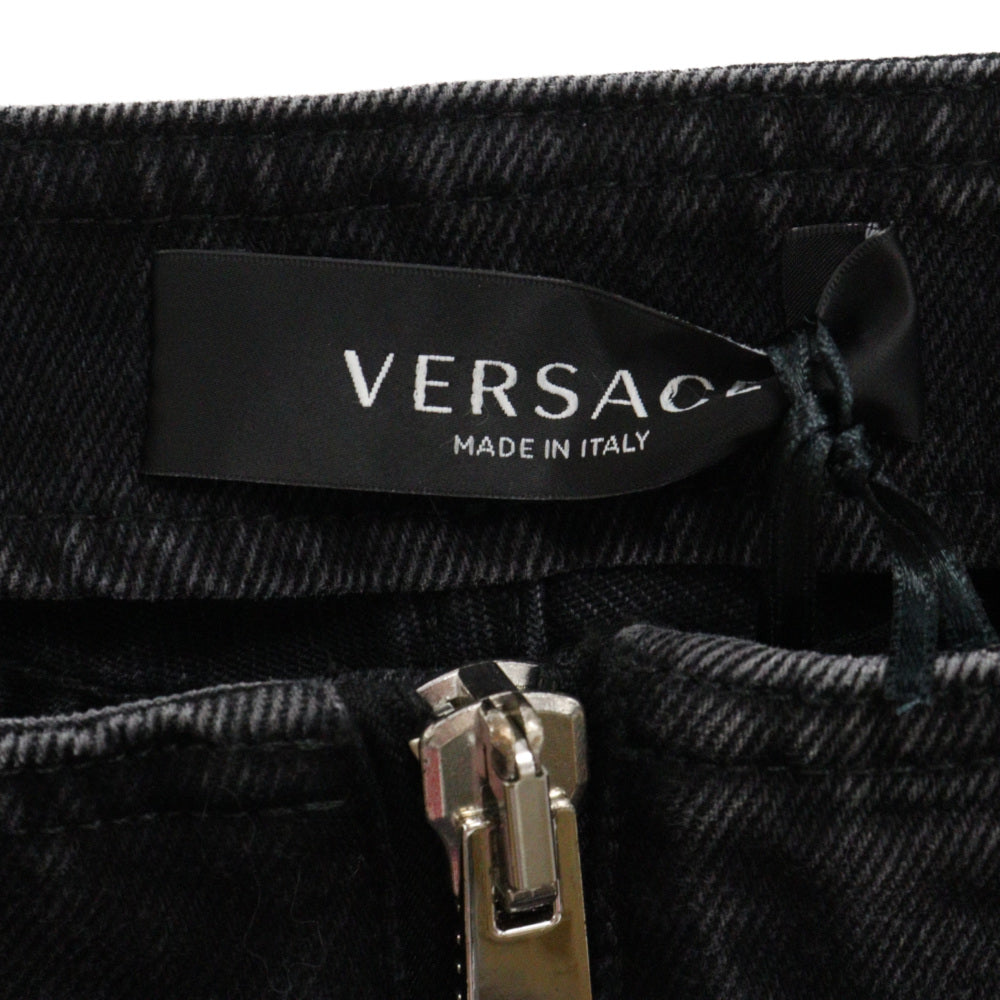 VERSACE(ヴェルサーチ) Medusa Flared Jeans メデューサ ロゴバックル フレアジーンズ デニムパンツ ブラック 1009765 1A07238 レディース