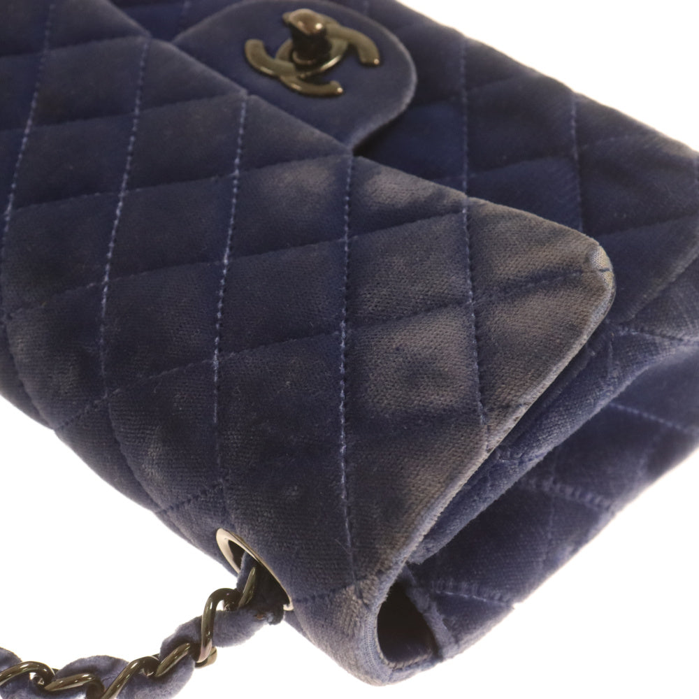 CHANEL(シャネル) 14年製 ミニマトラッセ20 ベロア シングルフラップ シングルチェーン ショルダーバッグ ブラック金具 ブルー A69900
