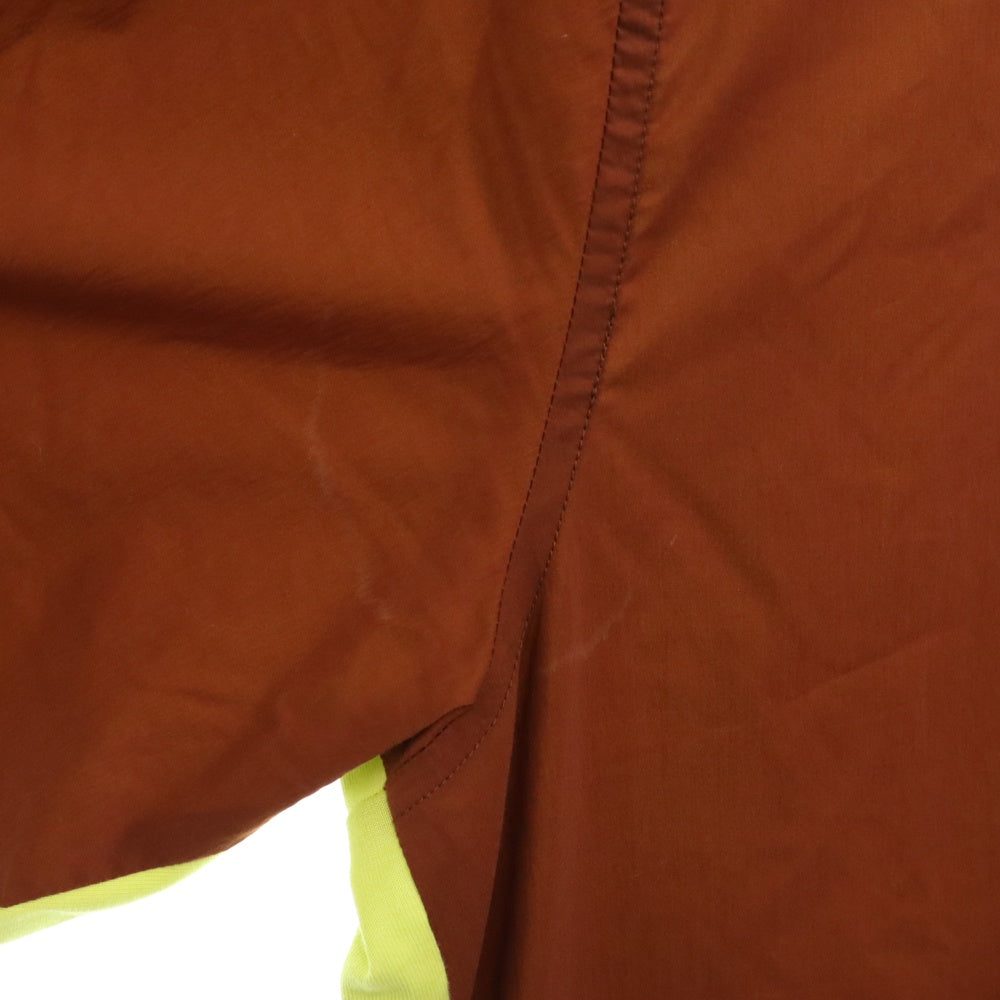 AMBUSH(アンブッシュ) 23SS カラーブロックナイロンドッキングデザイン バックワッペン半袖Tシャツ ブラウン イエロー BMGA074S23FAB001