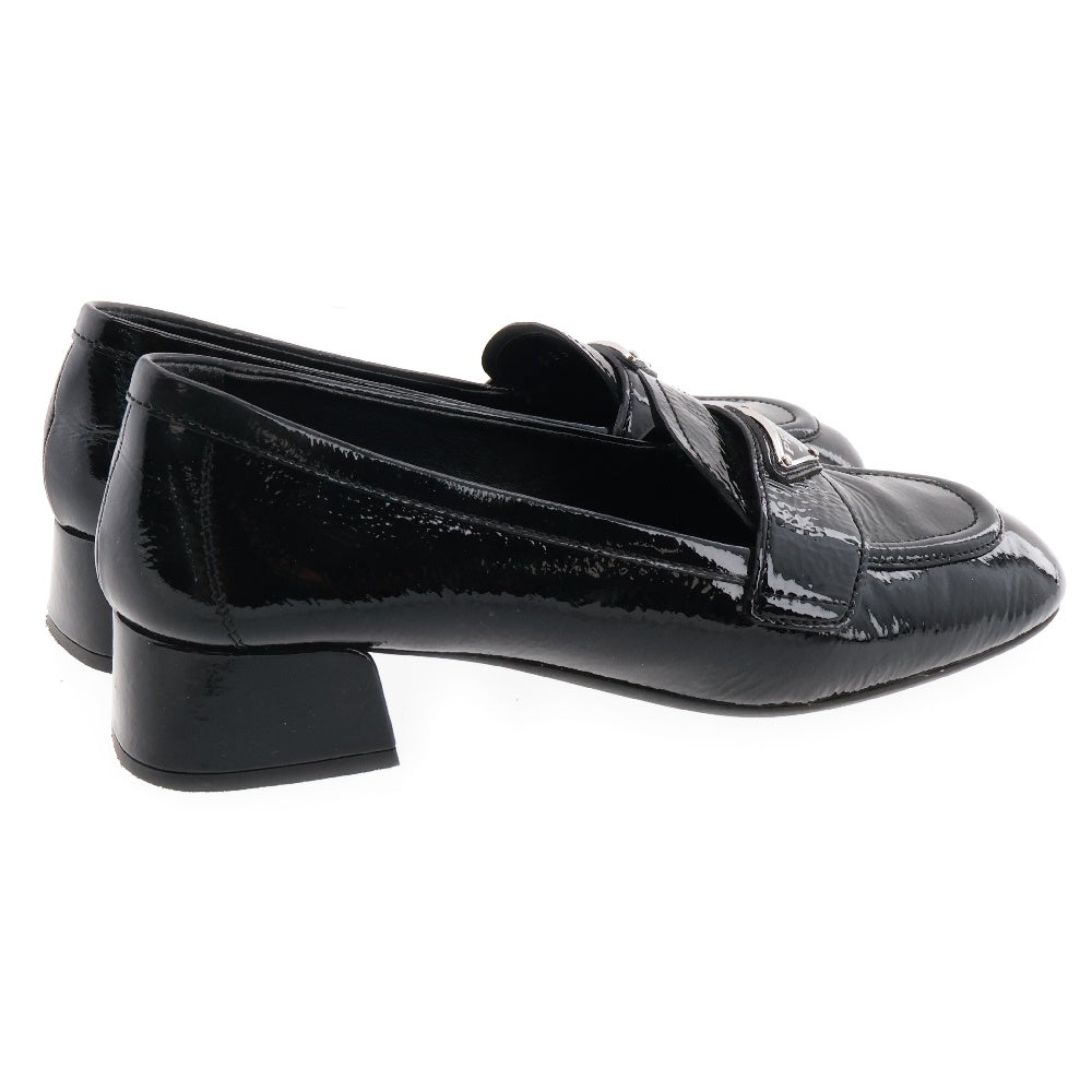 PRADA(プラダ) Patent Leather Loafers パテントレザー エナメル ヒール ローファー シューズ ブラック レディース 1D583M