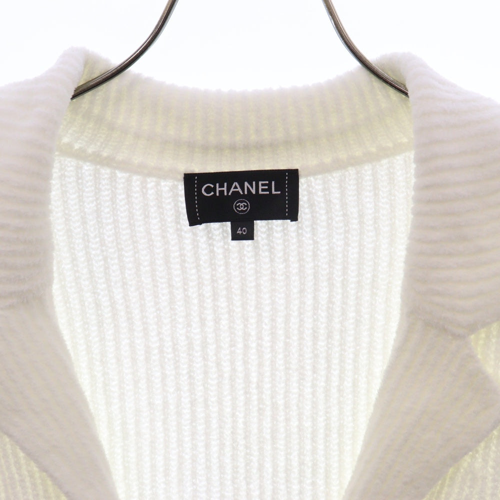 CHANEL(シャネル) フロントロゴパッチ ココマークボタン ニットジャケット ホワイト レディース P74239K10640