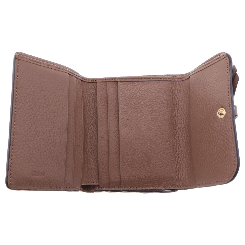 Chloe(クロエ) アルファベット スモール トリフォールド レザー コンパクトウォレット 三つ折り財布 ベージュ 03-21-60-65