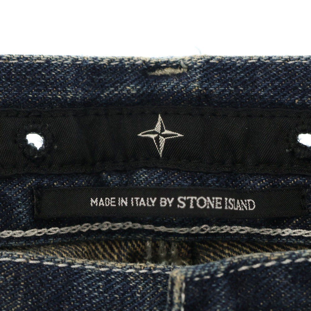 STONE ISLAND(ストーンアイランド) ステンシルロゴバックポケット ジップフライデニムパンツ インディゴ