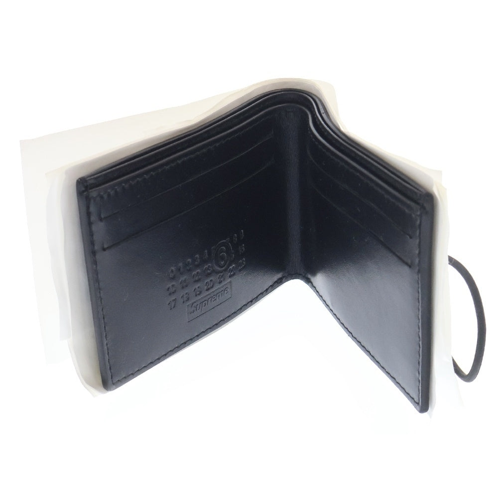 SUPREME(シュプリーム) 24SS ×MM6 Maison Margiela Receipt Wallet エムエムシックスメゾンマルジェラ レシート ウォレット 二つ折り財布 ブラック/ホワイト