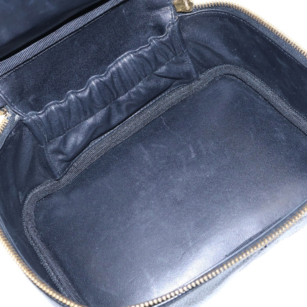 CHANEL(シャネル) キャビアスキン バニティバッグ 横型 ブラック A01997