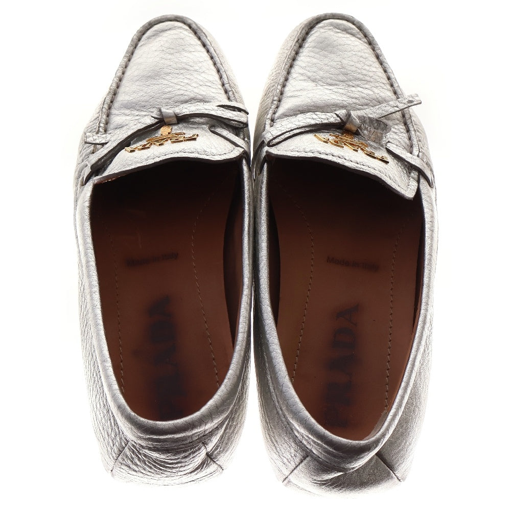 PRADA(プラダ) レザー フラット ドライビングシューズ レディース シルバー 1D256L