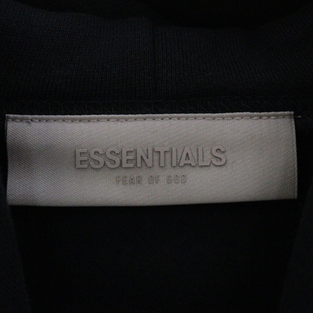 FEAR OF GOD ESSENTIALS(フィアオブゴッド エッセンシャルズ) Flocky Back Logo Sweat Pullover Parka フロッキーバックロゴプリントスウェットプルオーバーパーカー ブラック