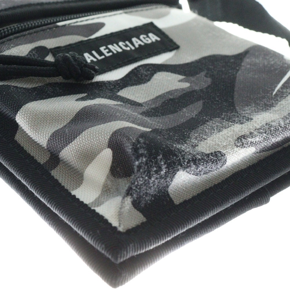 BALENCIAGA(バレンシアガ) EXPLORER Camo エクスプローラー カモフラ ショルダーバッグ グレー 655982