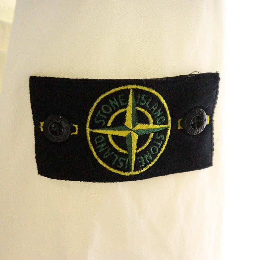 STONE ISLAND(ストーンアイランド) アームロゴワッペン フロントポケット コットン ジップアップシャツジャケット ブルゾン ホワイト 781510304