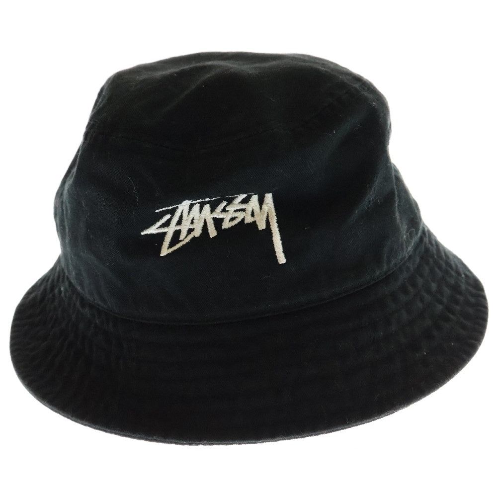 STUSSY(ステューシー) ロゴ刺繍バケットハット 帽子 ブラック