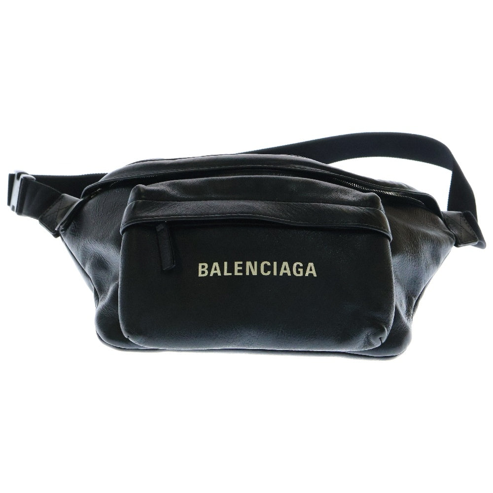 BALENCIAGA(バレンシアガ) エブリデイ ロゴプリント カーフレザー ボディバッグ ブラック 552375
