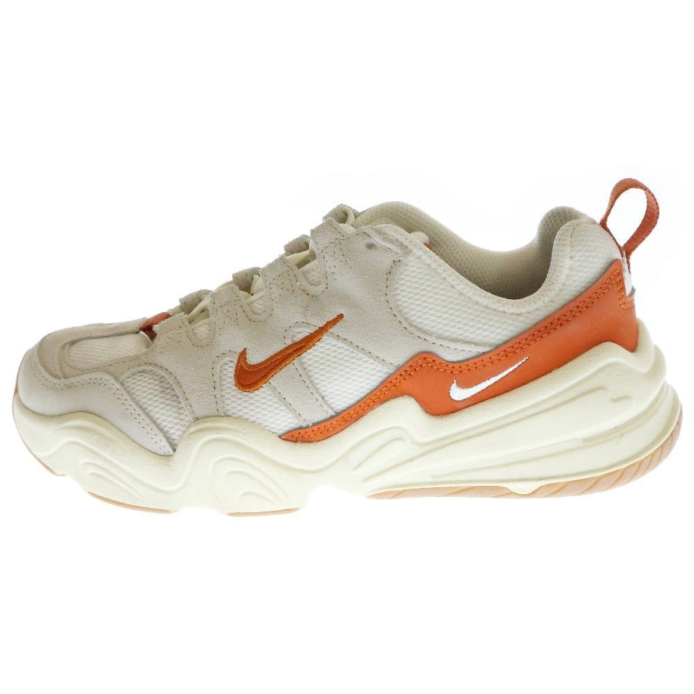 NIKE(ナイキ) WMNS TECH HERA ウィメンズ テックヘラ ローカットスニーカー レディース ホワイト/オレンジ US6/23cm FQ8107-133