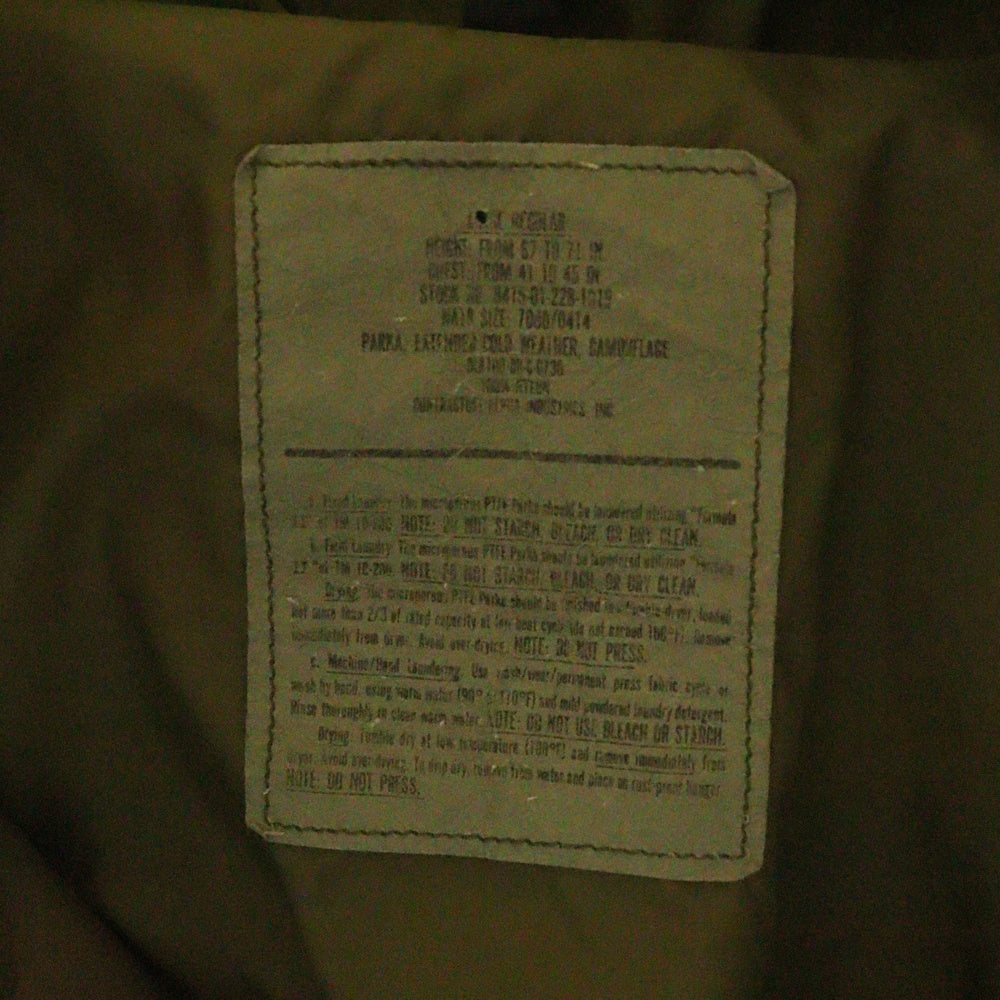 VINTAGE(ヴィンテージ) VINTAGE US ARMY ECWCS PARKA ヴィンテージ カモ柄 迷彩 袖ジップ エクワックスパーカー マウンテンジャケット カーキ 0415-01-228-1019