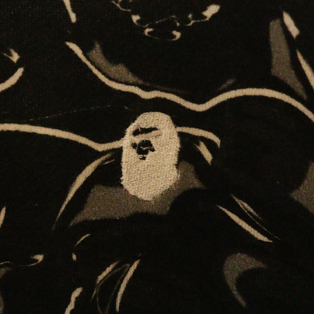 A BATHING APE(アベイシングエイプ) MARBLING CAMO LOGO RELAXED FIT CREWNECK フロントロゴ刺繍 カモ柄 クルーネック長袖スウェットトレーナー ブラック 001SWK801306M