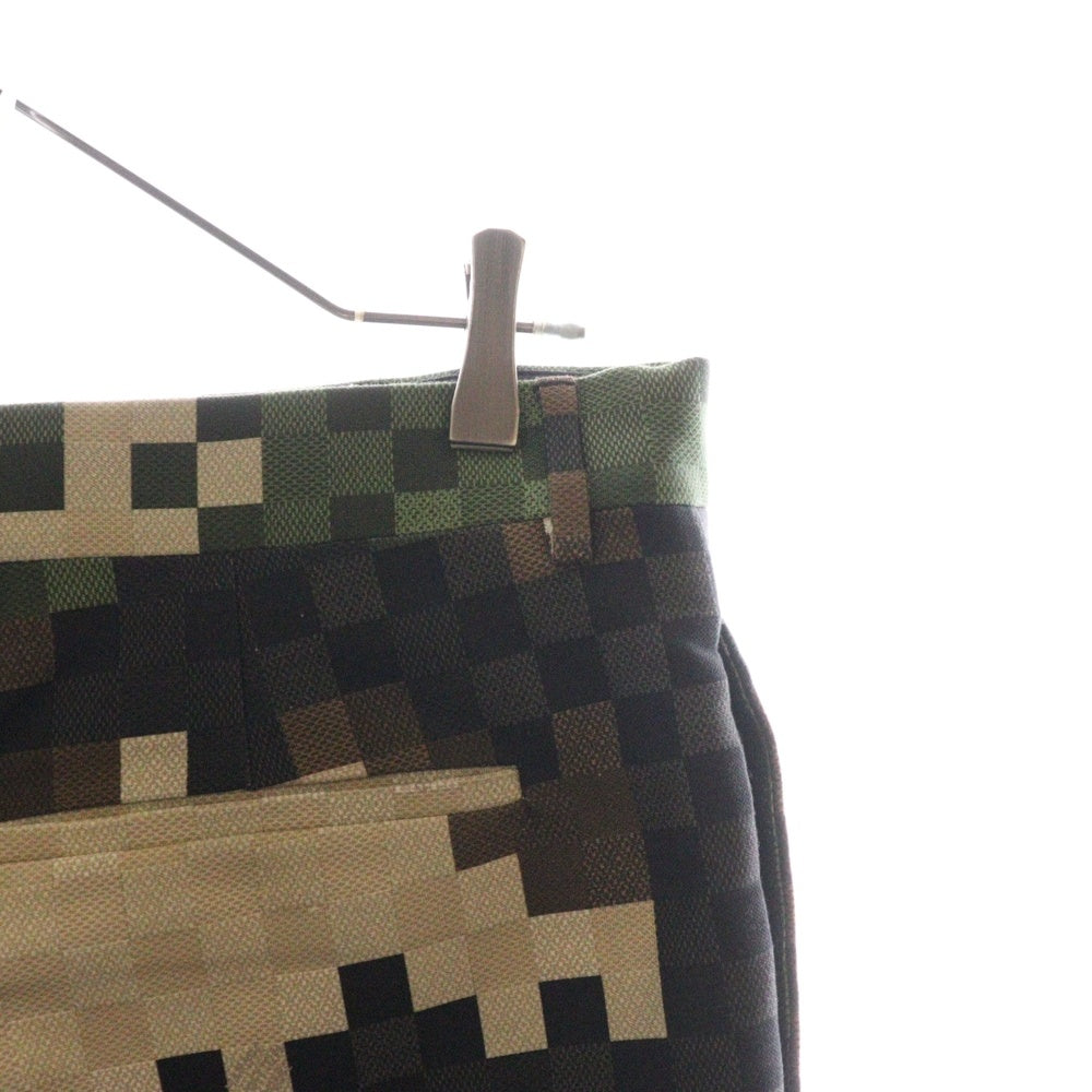 LOUIS VUITTON(ルイヴィトン) 24SS ダモフラージュ ダミエ ピクセル 迷彩 カモフラ総柄 ノータック シガレット スラックスパンツ トラウザーズ ベージュ/カーキ RM241 HSB HQP60W