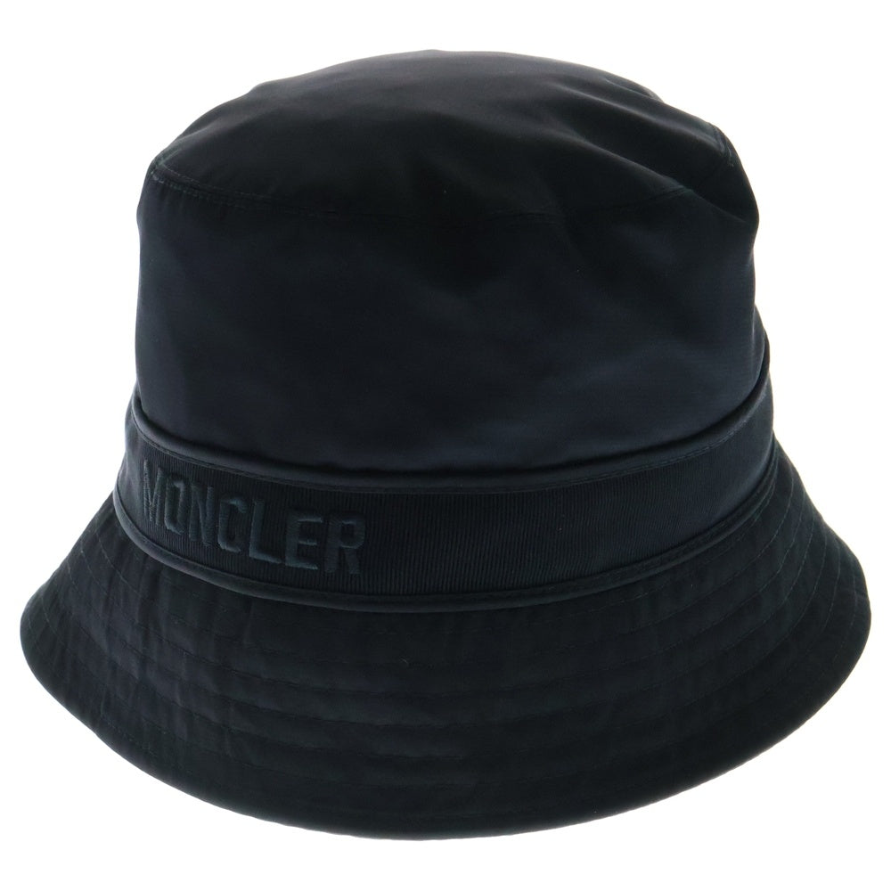MONCLER(モンクレール) 24SS ロゴテープ ナイロン バケット ハット ブラック J10933B00011 OU282