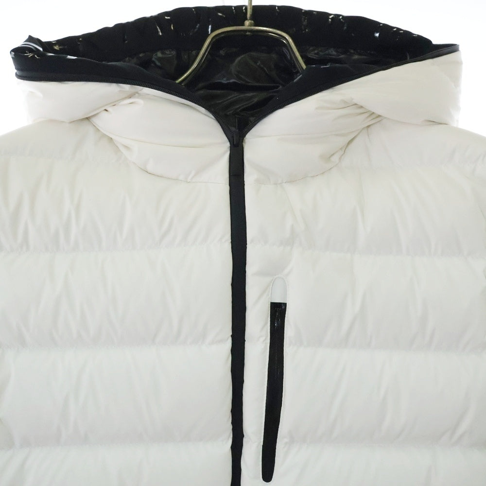 MONCLER(モンクレール) 23AW HERBE GIUBBOTTO エルブ ショート ナイロン フーディーパーカー ダウンジャケット ホワイト I20931A00197