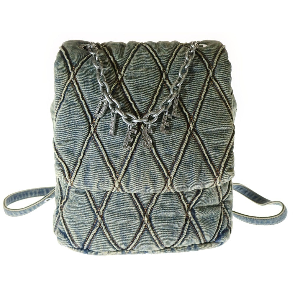 DIESEL(ディーゼル) CHARM-D レタリングチャーム付 キルティング デニムリュック バックパック インディゴ X10061P5570