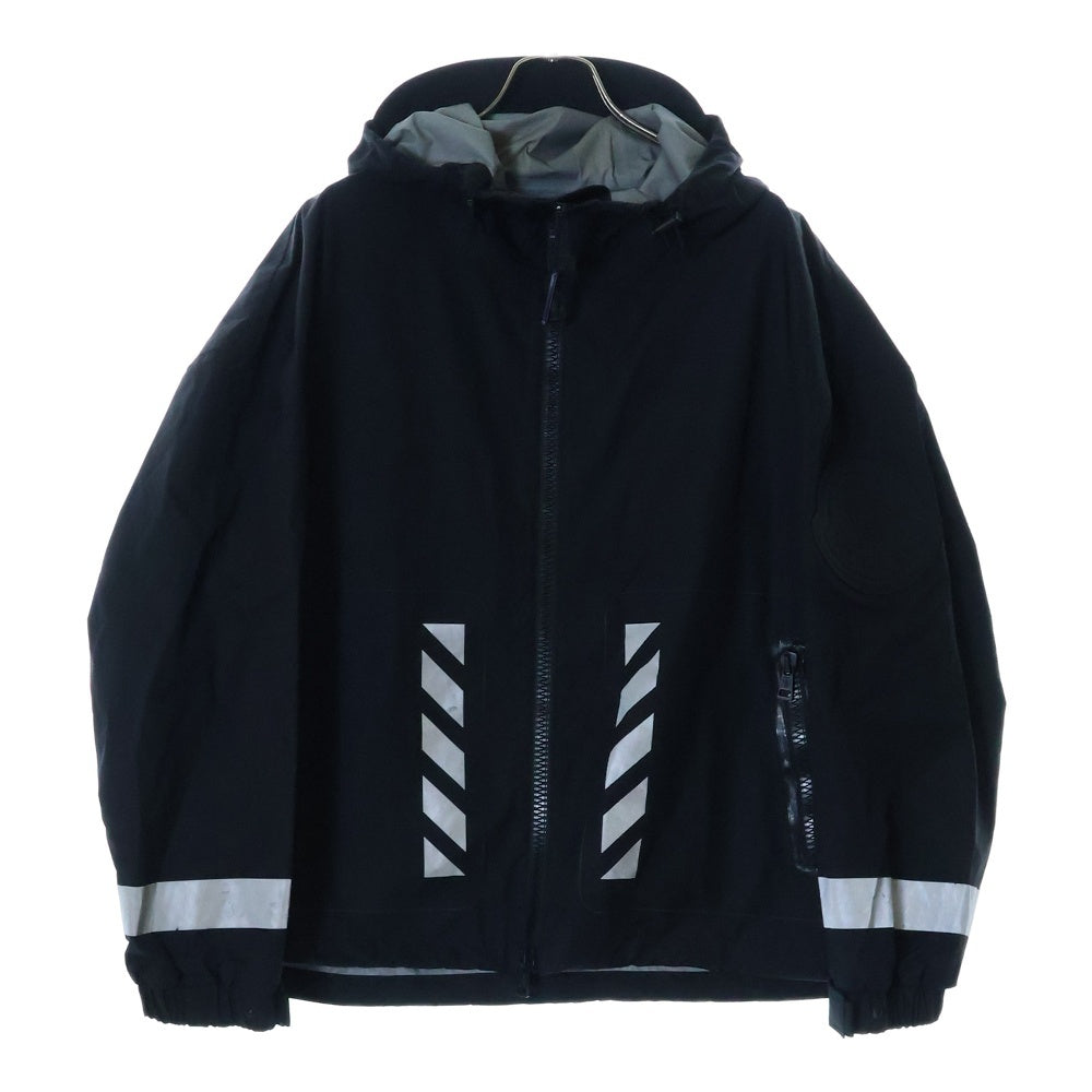 MONCLER(モンクレール) 17SS × OFFWHITE SEINE オフホワイト アロー プリント リフレクティブプリントナイロンジャケット ブラック C109H4102085 53903
