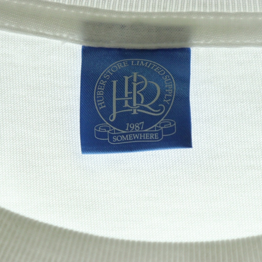 HUBER STORE(ヒューバーストア) 25SS ORIGINAL ENBLEM TEE オリジナルエンブレムTシャツ ホワイト