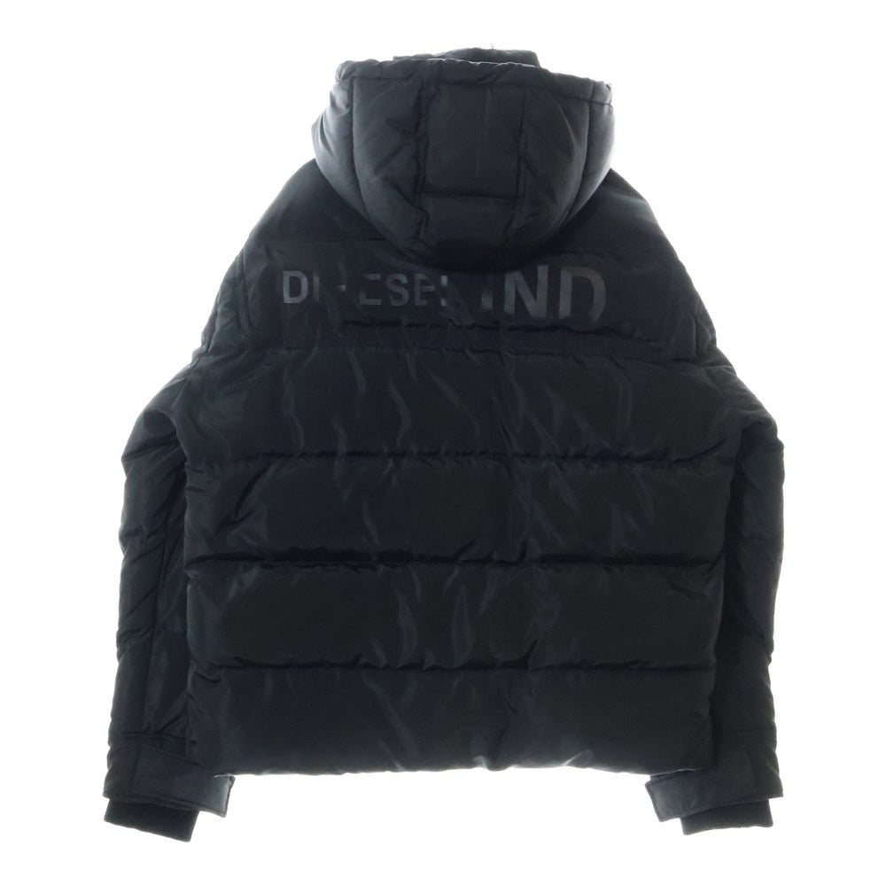 DIESEL(ディーゼル) W-RUSSELL-PAD JACKET ラッセル ロゴプリント フーデッド ダウンジャケット ブラック A00555