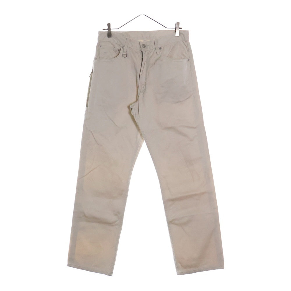 Levi's Fenom(リーバイス フェノム) ×FRAGMENT DESIGN フラグメントデザイン スタッズ装飾 スモールe ボタン裏J30 バックロゴプリント ジップフライ ワークストレートパンツ アイボリー FM50C-0002