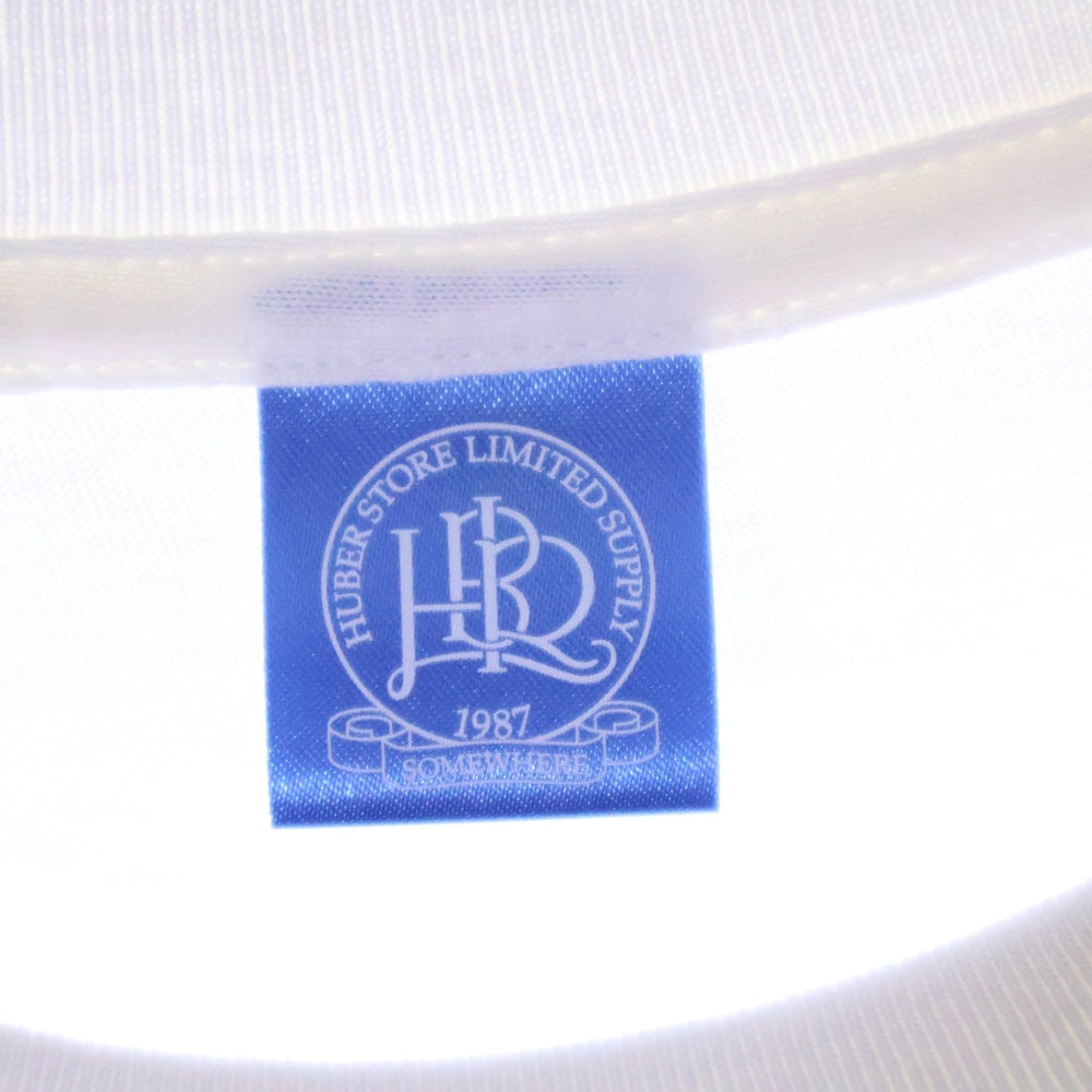 HUBER STORE(ヒューバーストア) 25SS ORIGINAL ENBLEM TEE オリジナルエンブレムTシャツ ホワイト