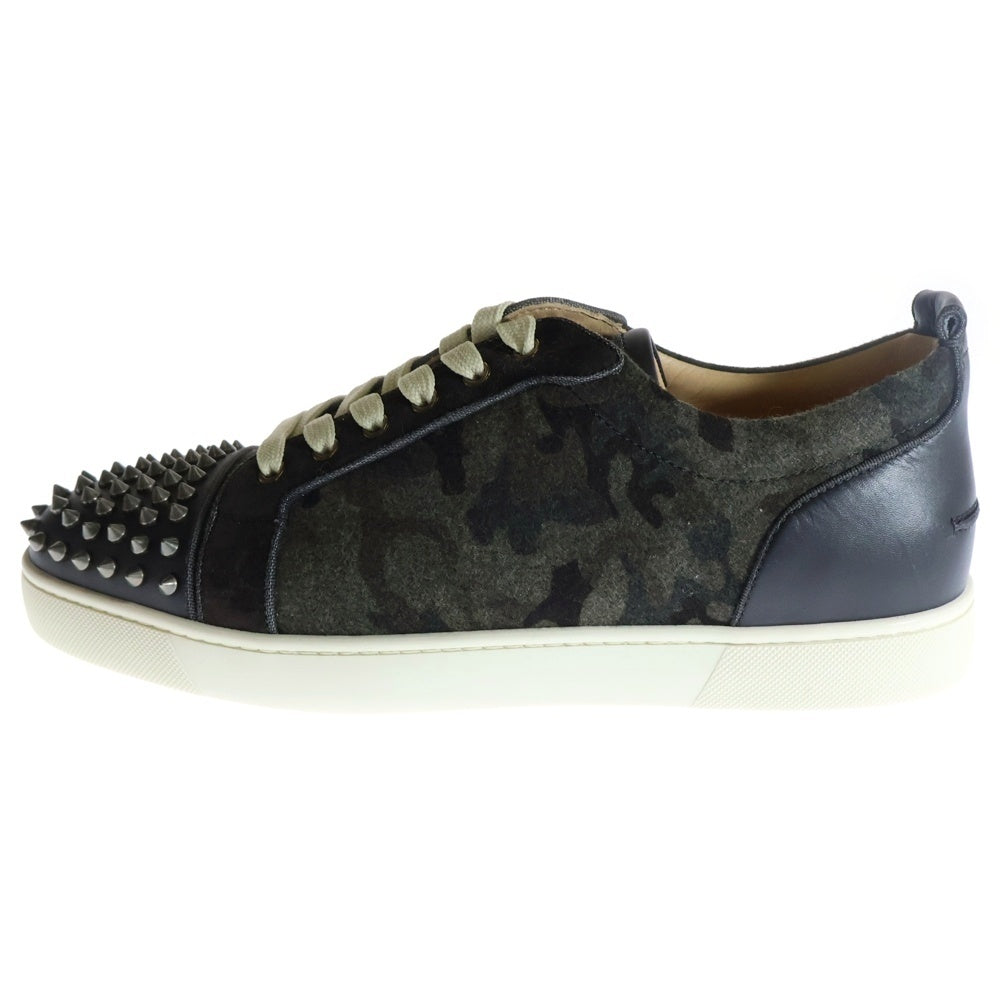 CHRISTIAN LOUBOUTIN(クリスチャンルブタン) LOUIS JUNIOR FLAT CALF SPIKES CAMO ルイスジュニア フラットカーフスパイクス カモ柄 スタッズ ローカットスニーカー v 3160936 カーキ/ブラック