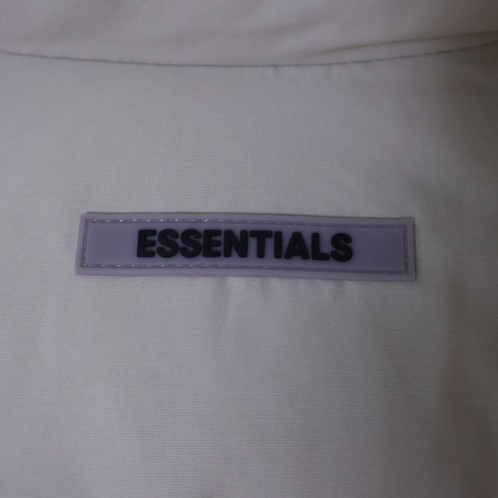 FEAR OF GOD ESSENTIALS(フィアオブゴッド エッセンシャルズ) PUFFER JACKET パファー ジップアップ中綿ジャケット アイボリー