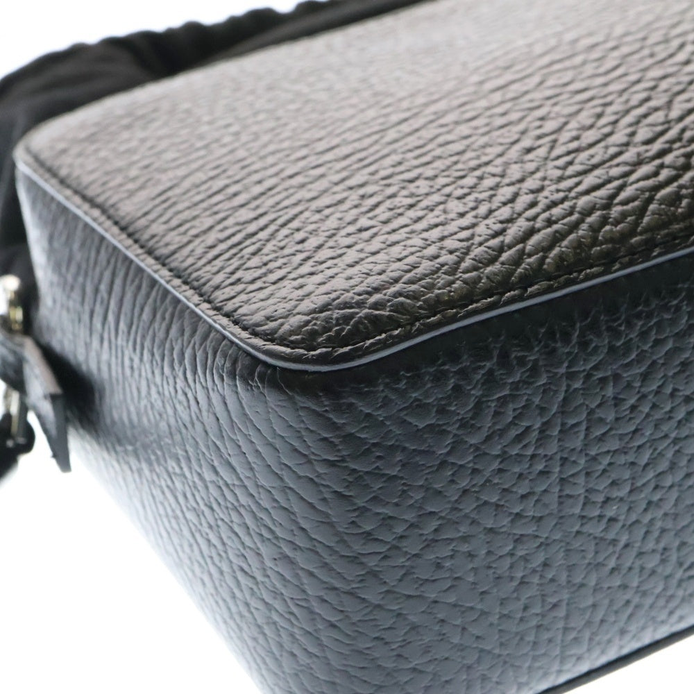 Maison Margiela 11(メゾンマルジェラ11) AD2022 5AC ドローストリングス レザー 巾着 ショルダー カメラバッグ ブラック SB1WG0010