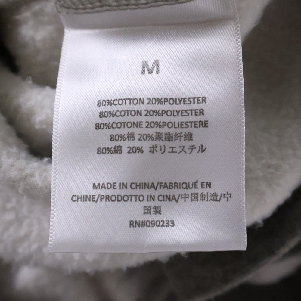 FEAR OF GOD ESSENTIALS(フィアオブゴッド エッセンシャルズ) 22SS 1977 LOGO WNECK フェルトロゴ クルーネックラグランスウェットトレーナー グレー