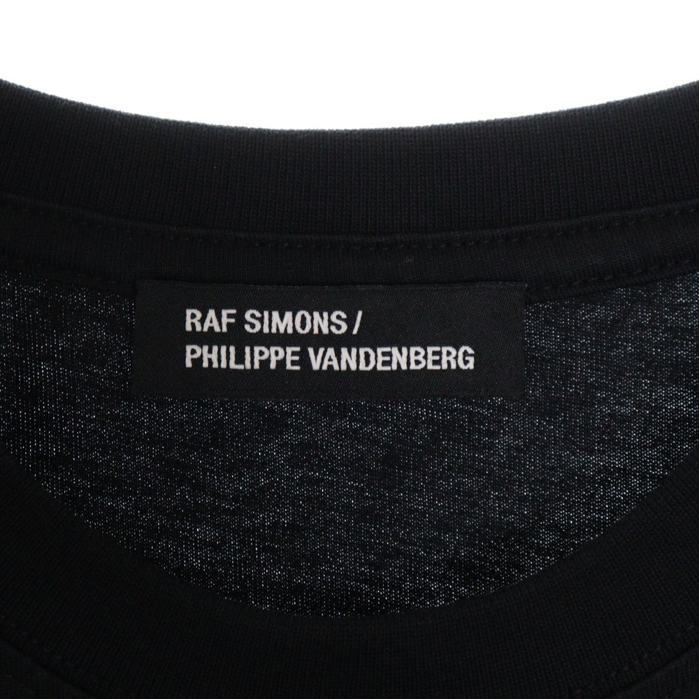RAF SIMONS(ラフシモンズ) 23SS PHILIPPE VANDENBERG KILL THEM ALL グラフィックプリント半袖Tシャツ ブラック 231-137A