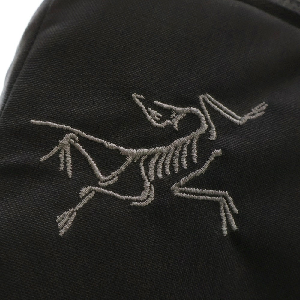 ARC'TERYX(アークテリクス) COVERT CASE CO 40L コバートケース ショルダーバッグ バックパック グレー 12403