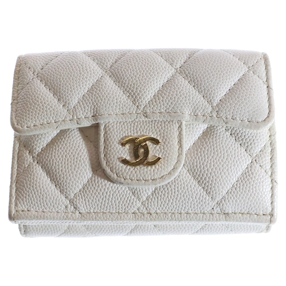 CHANEL(シャネル) ココマーク マトラッセ キャビアスキン クラシック スモール フラップ ウォレット 三つ折り財布 ゴールド金具 ホワイト ランダムシリアル