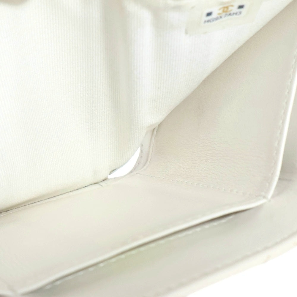 CHANEL(シャネル) ココマーク マトラッセ キャビアスキン クラシック スモール フラップ ウォレット 三つ折り財布 ゴールド金具 ホワイト ランダムシリアル