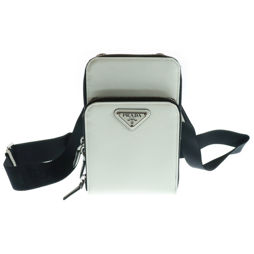 PRADA(プラダ) サフィアーノ エナメルレザー スマートフォンケース ショルダーバッグ ホワイト 2ZH126