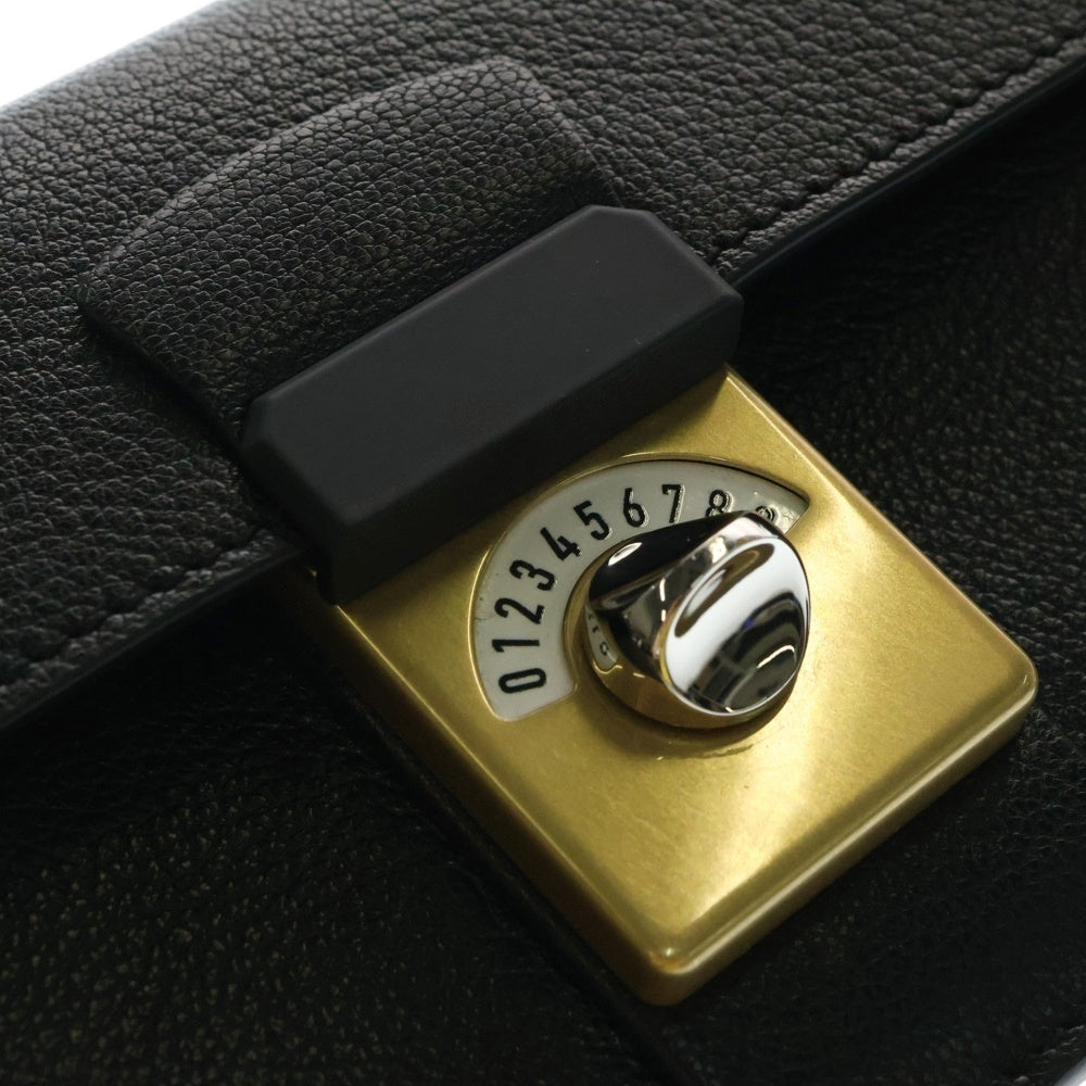 Maison Margiela(メゾンマルジェラ) NEW LOCK ニューロック ゴートレザー ショルダーバッグ ブラック/ホワイト SB1WD0002 P4773 T8013