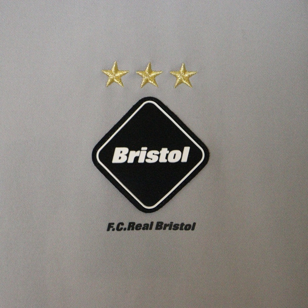 F.C.R.B.(エフシーアールビー) 24AW PS30 AUTHENTIC TEAM TOUR S/S TOP プレイステーション オーセンティックチームツアー カットソー 半袖Tシャツ ジャージ グレー FCRB-242154