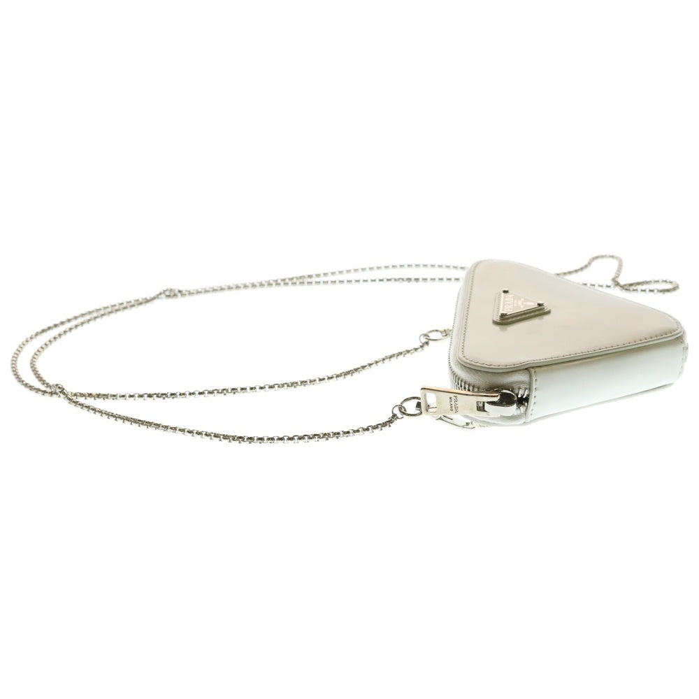 PRADA(プラダ) トライアングル 三角ロゴプレート レザー チェーン ショルダーバッグ ホワイト レディース 1NR005
