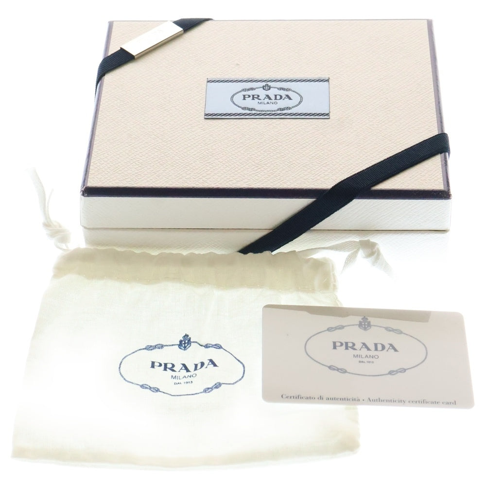 PRADA(プラダ) トライアングル 三角ロゴプレート レザー チェーン ショルダーバッグ ホワイト レディース 1NR005