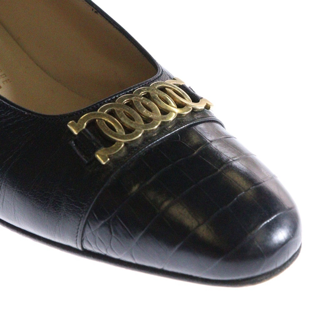 Salvatore Ferragamo(サルヴァトーレ フェラガモ) ゴールド金具付き レザーパンプス レディース ブラック DQ 58606