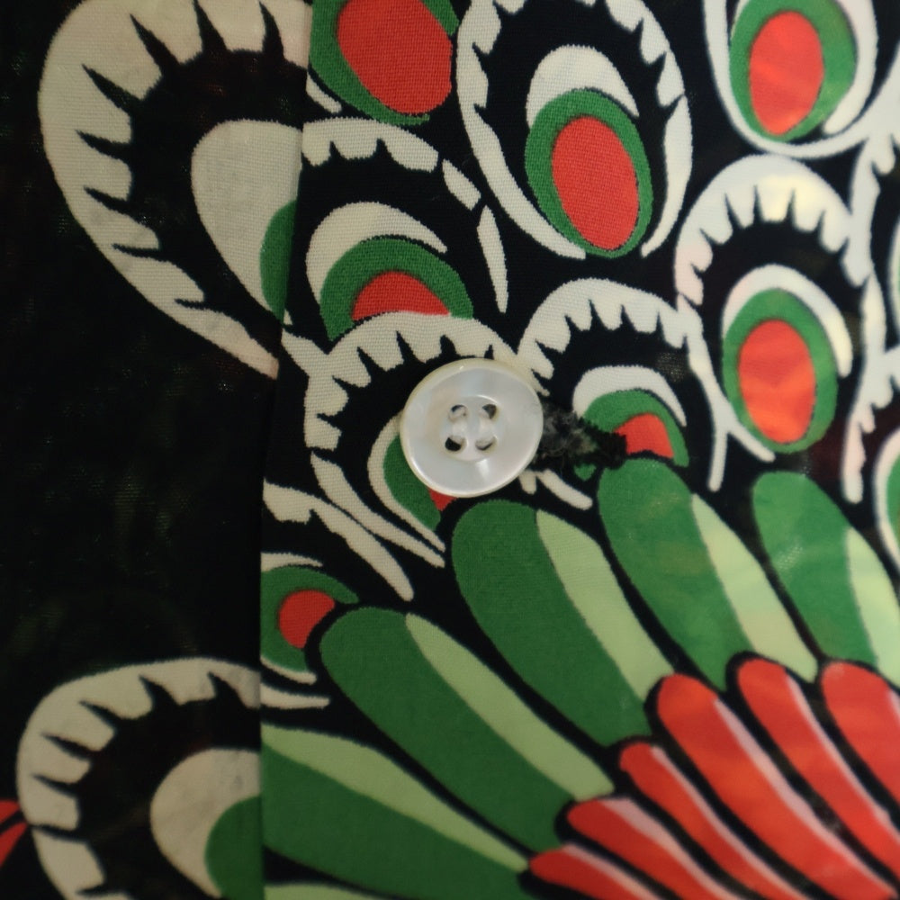 SUN SURF(サンサーフ) PEACOCK RAYON ALOHA SHIRT 孔雀柄プリント 半袖レーヨン アロハ オープンカラーシャツ ブラック/グリーン SS39428