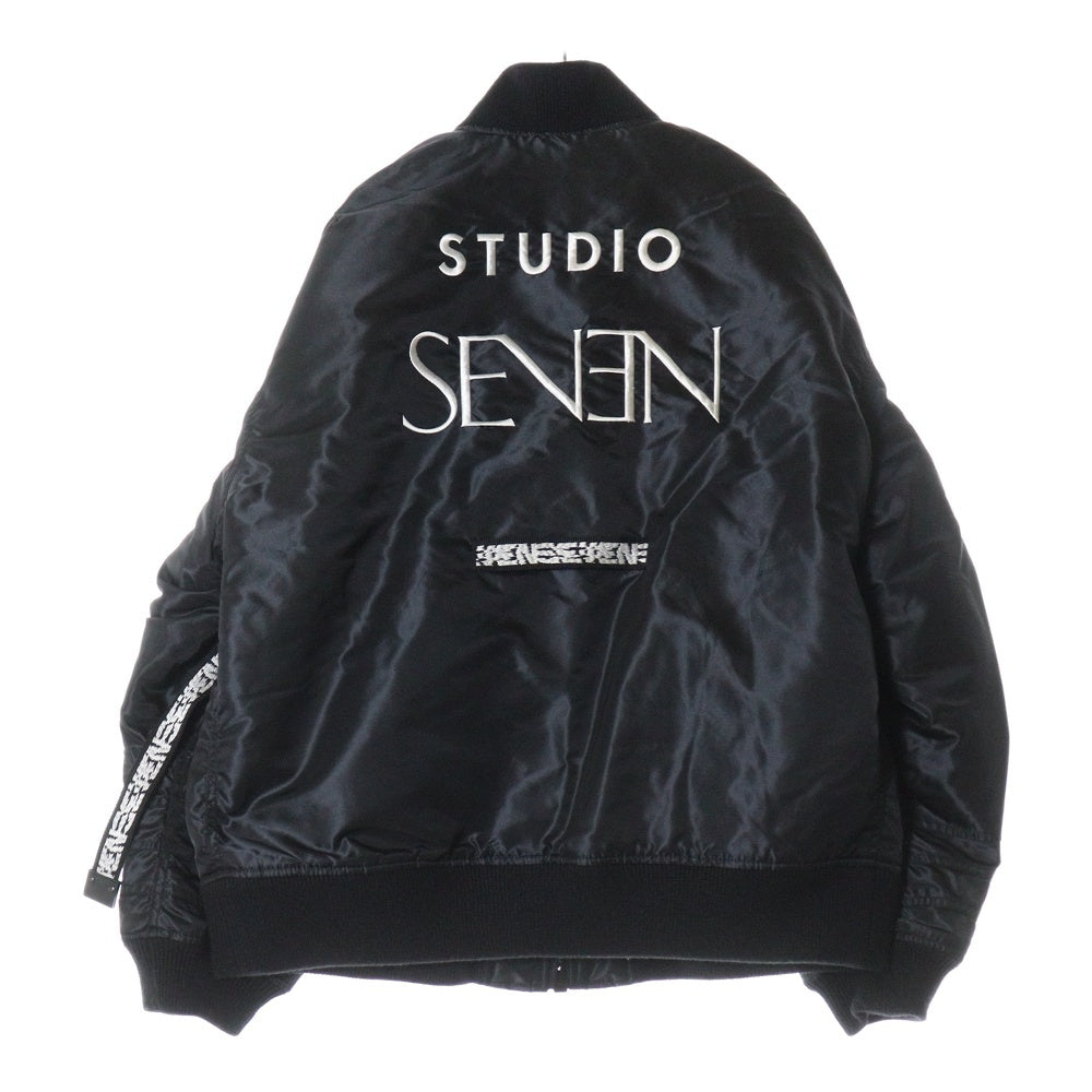 STUDIO SEVEN(スタジオセブン) バックロゴ エンブロイダリー ベルテッド フライトジャケット ナイロン MA-1 ブルゾン ブラック 79863642