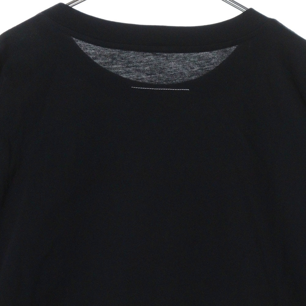 MM6 Maison Margiela(エムエムシックスメゾンマルジェラ) 25SS ニュースペーパー プリント 半袖カットソー Tシャツ ブラック SH0GC0043 S24312