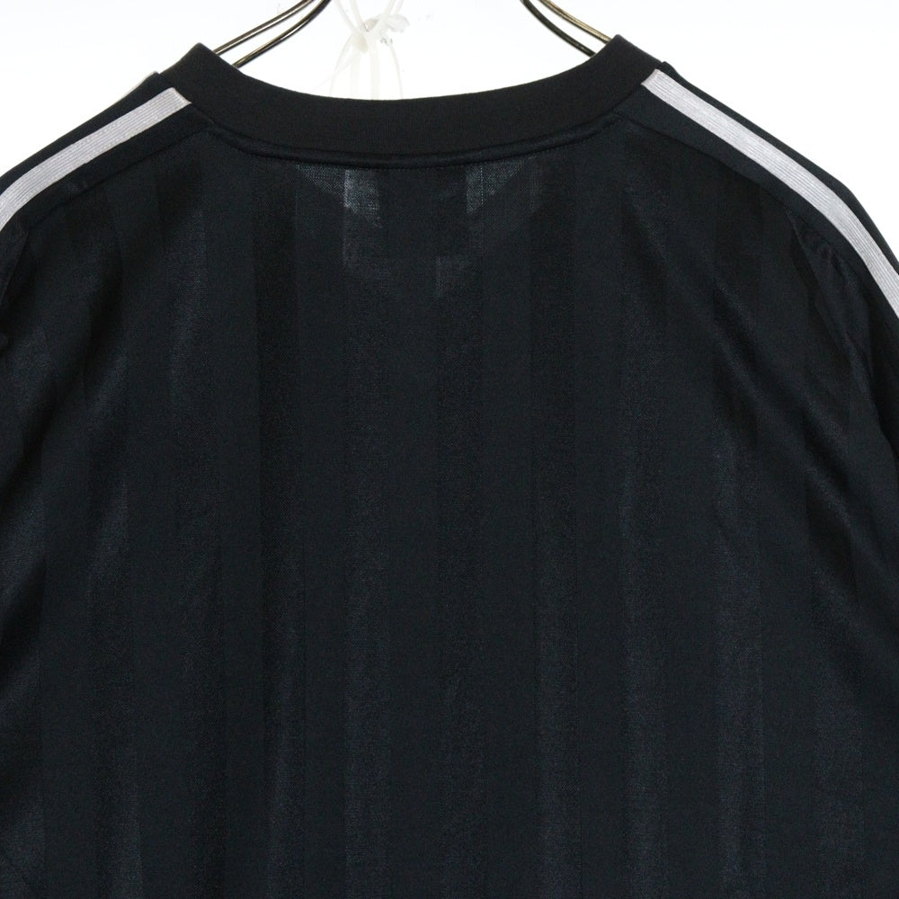 BALENCIAGA(バレンシアガ) 23SS ×adidas SOCCER SPORTY STRIPE JERSEY アディダス ストライプ Vネック 半袖サッカーシャツ ユニフォーム ブラック 723663 TNV13