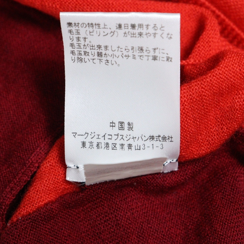 MARC BY MARC JACOBS(マーク バイ マーク ジェイコブス) デザインボタン クルーネック ウール ニット カーディガン レッド レディース