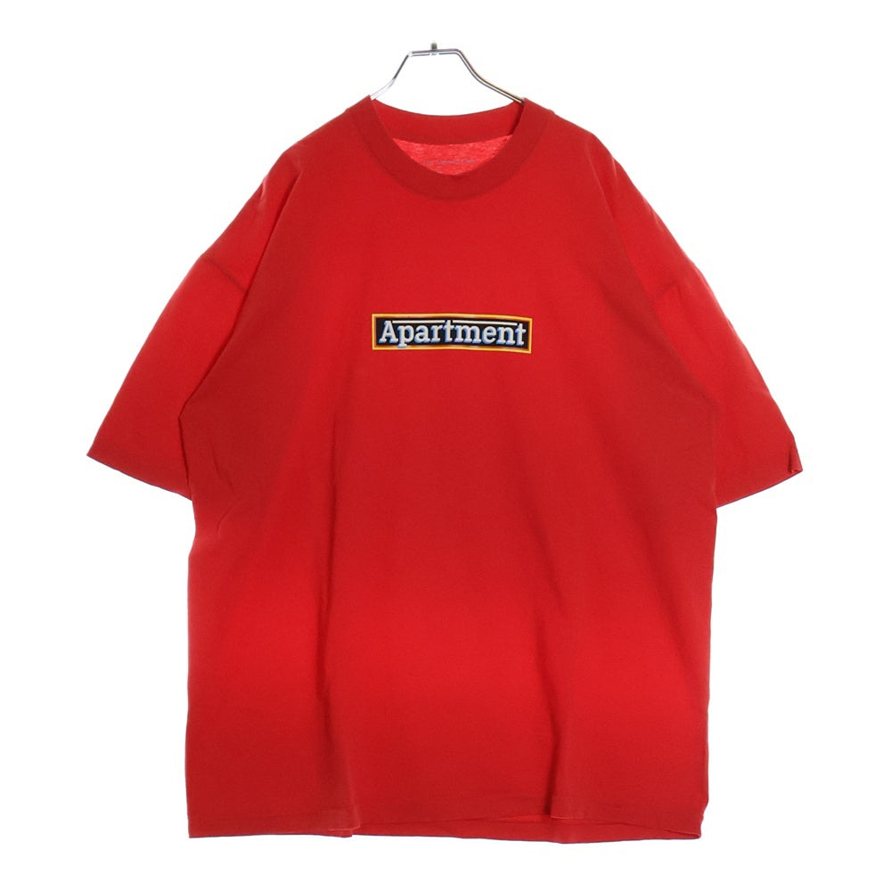 The Almeda Club(アルメダクラブ) Apartment フロントプリント クルーネック 半袖Tシャツ カットソー レッド