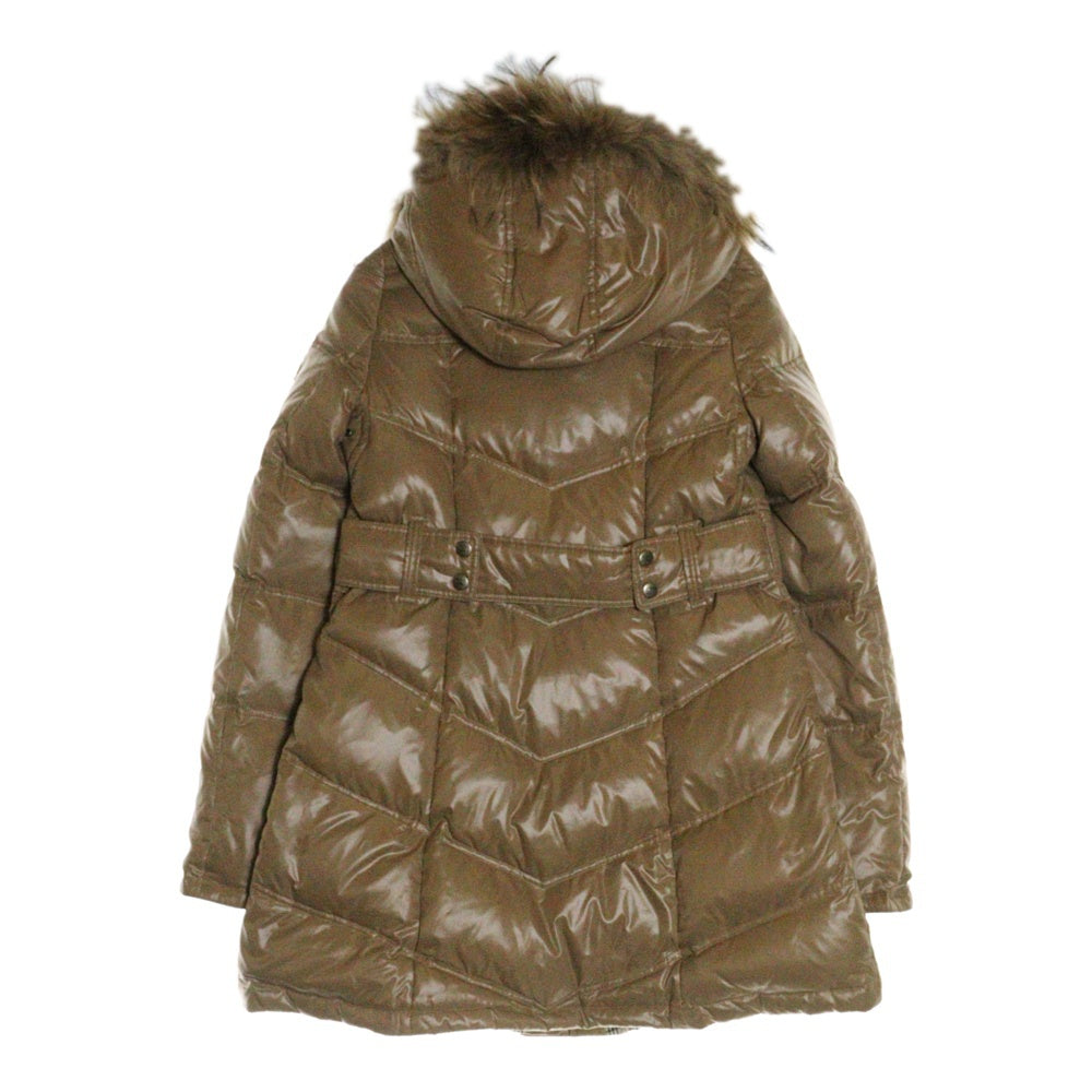 BURBERRY BLUE LABEL(バーバリーブルーレーベル) 裏地ノバチェック タヌキファー フーデッド ダウンコート ブラウン レディース FRF02-620-40