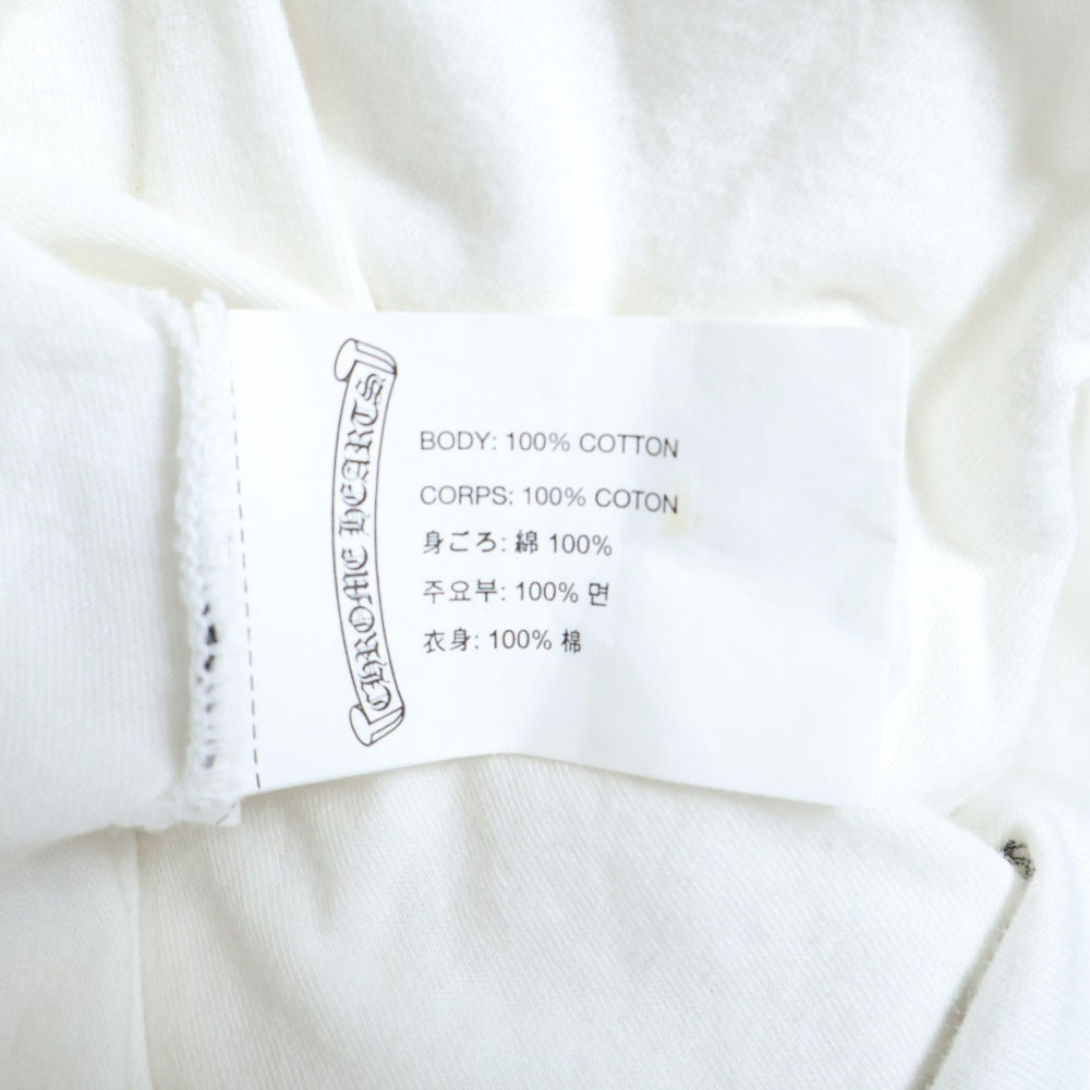 CHROME HEARTS(クロムハーツ) SCROLL LABEL TEE スクロール ラベル ロゴプリント クルーネック長袖ポケットTシャツ カットソー ホワイト