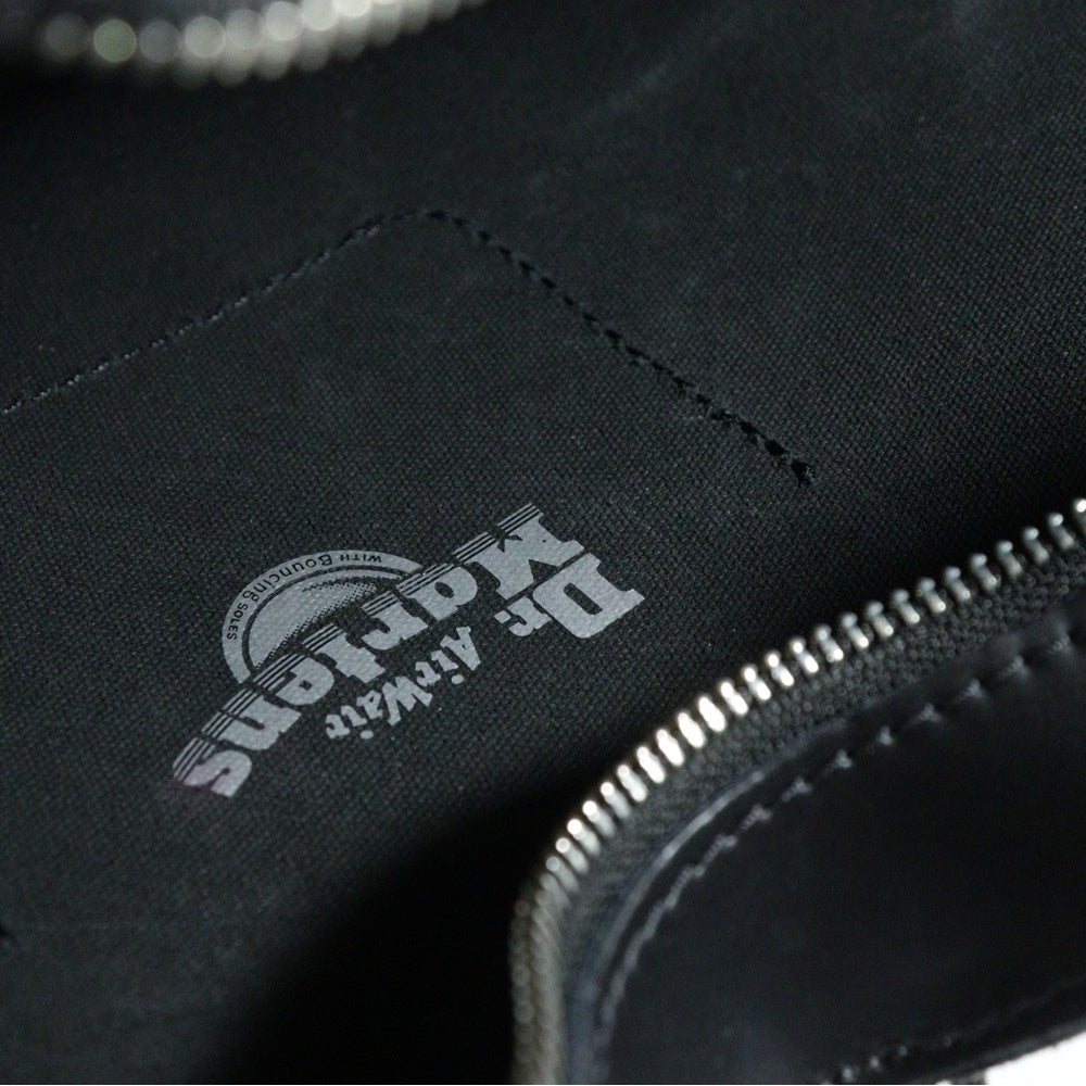 Dr.Martens(ドクターマーチン) HEART LEATHER BAG ハートレザー ショルダーバッグ レディース ブラック AC807033